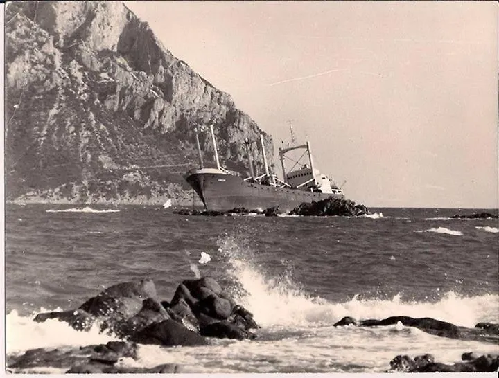 Porto San Paolo A 50 Mt Dal Mare Villa Italy